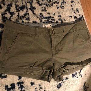 American Eagle Army Green Khaki Short Shorts